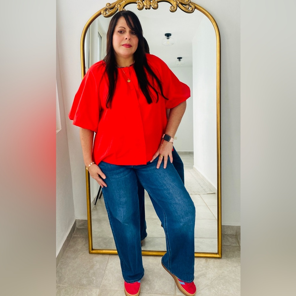 Scarlet Top